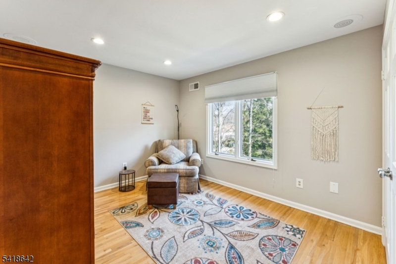 Shongum - Paramount Estates - Residential