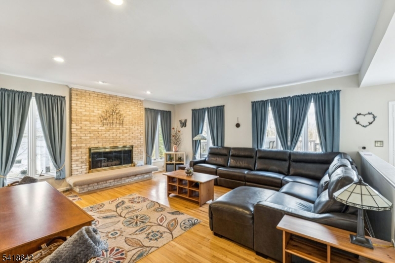 Shongum - Paramount Estates - Residential