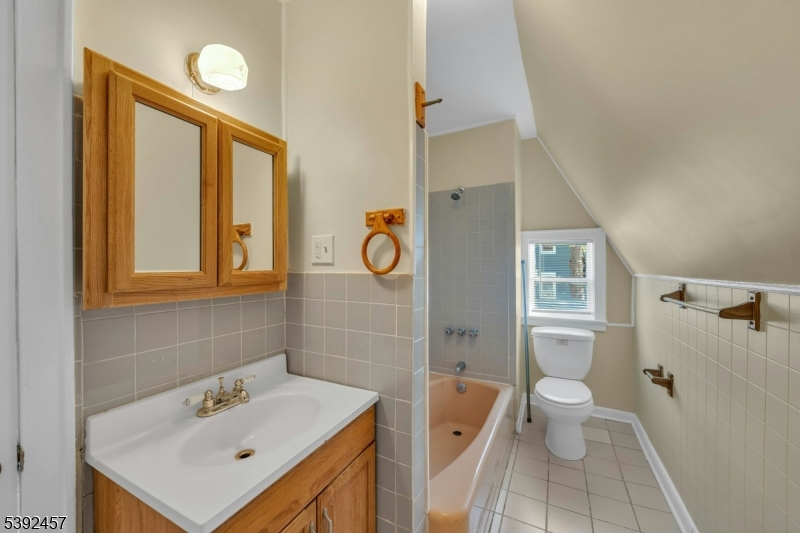 Vailsburg - Residential Income