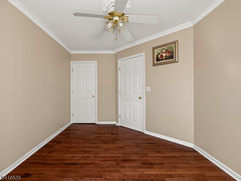 Mazdabrook Commons - Residential