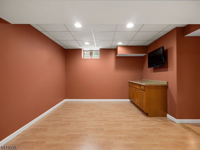 Mazdabrook Commons - Residential