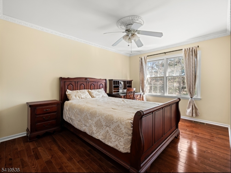 Mazdabrook Commons - Residential