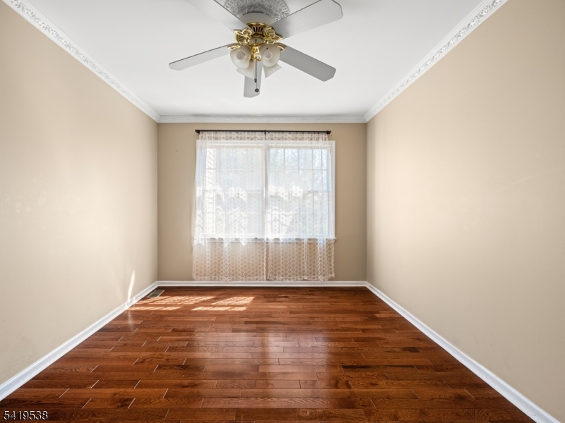 Mazdabrook Commons - Residential