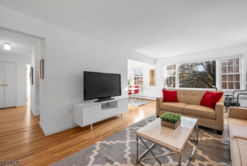 Williamsburg South - Residential