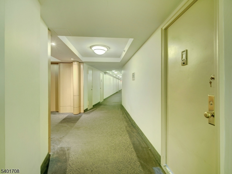 Harrison Park Towers - Residential