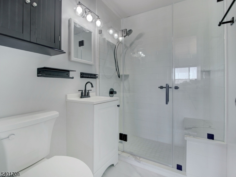 Harrison Park Towers - Residential