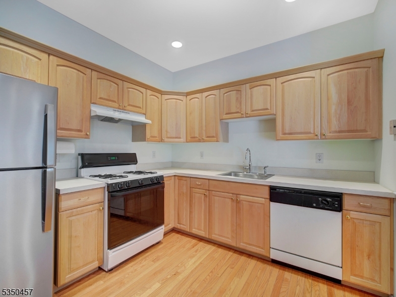 Glenmont Commons - Residential