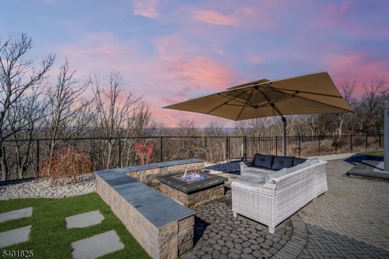 Sunset Ridge - Residential