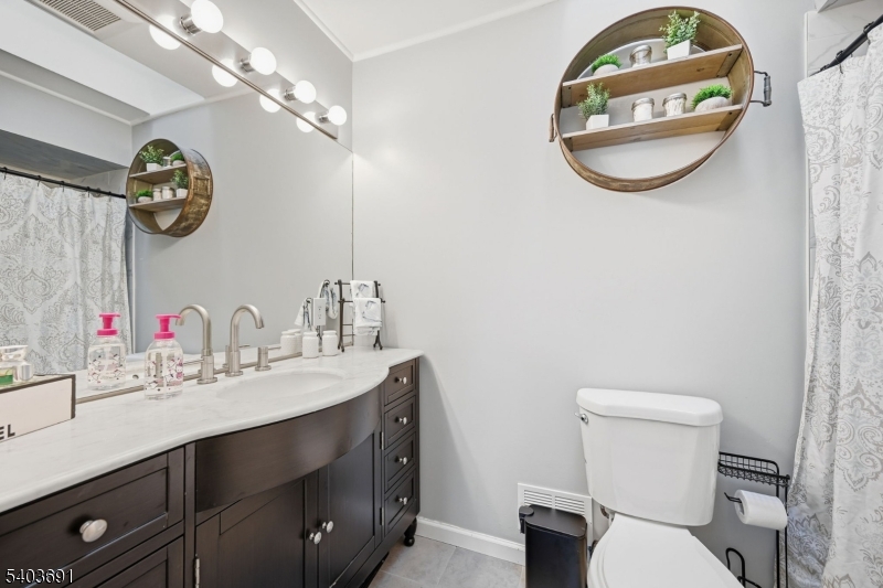 Mountain Ridge Townhomes - Residential