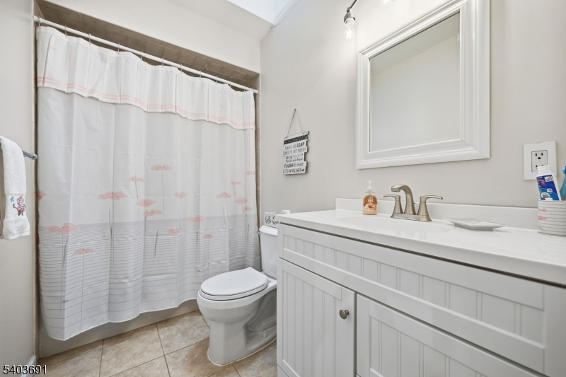 Mountain Ridge Townhomes - Residential