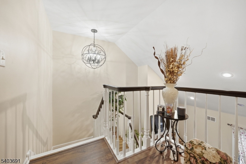 Mountain Ridge Townhomes - Residential