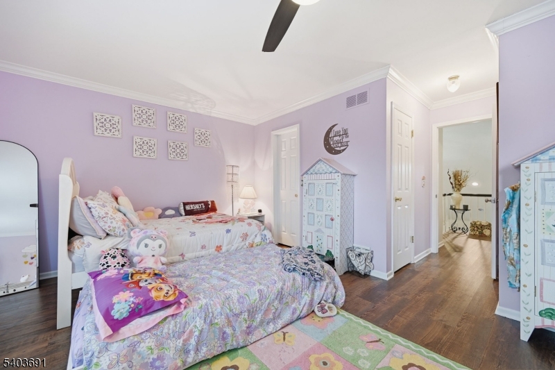 Mountain Ridge Townhomes - Residential