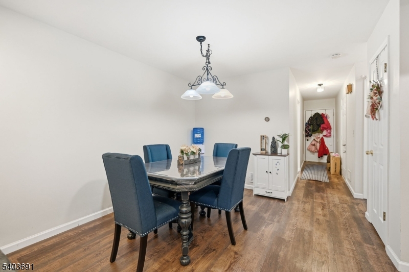 Mountain Ridge Townhomes - Residential