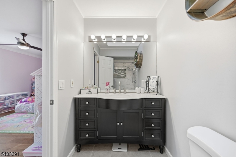 Mountain Ridge Townhomes - Residential