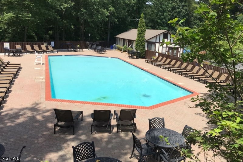 Ridge Gardens - Residential