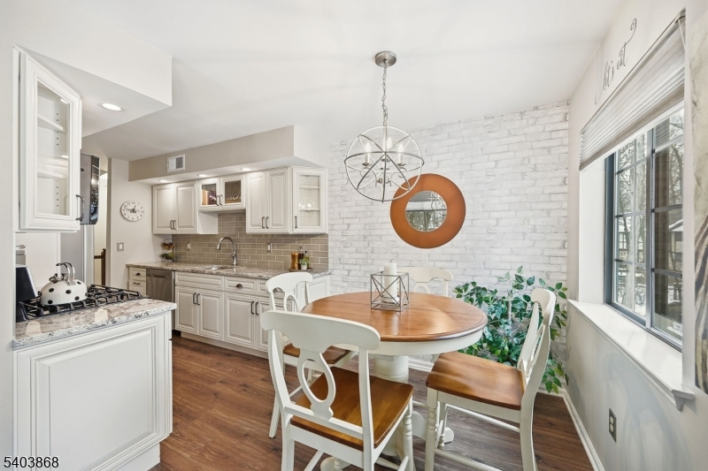 Ridge Gardens - Residential