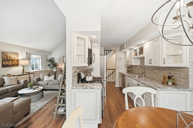 Ridge Gardens - Residential