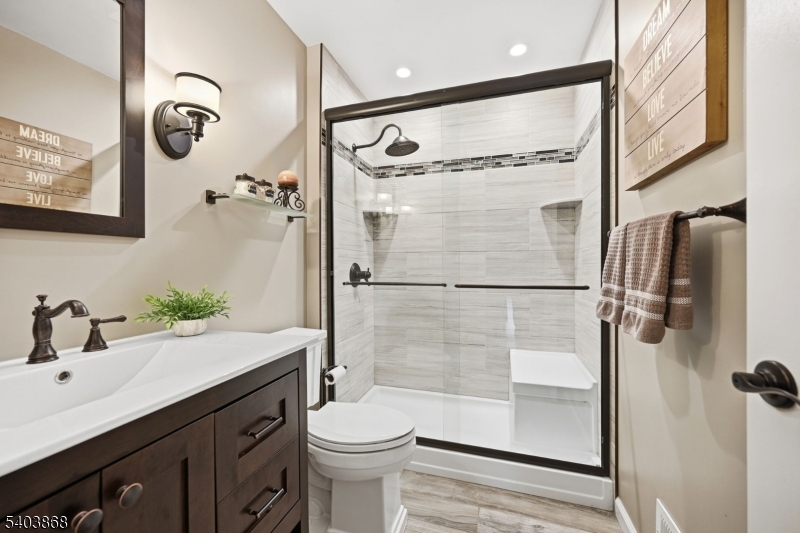 Ridge Gardens - Residential