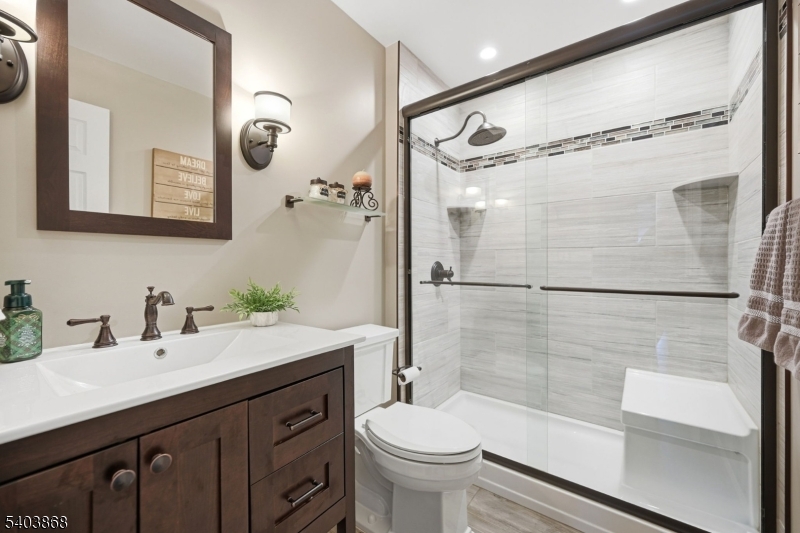 Ridge Gardens - Residential