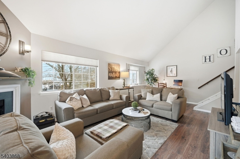 Ridge Gardens - Residential