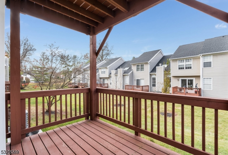 Readington Twp., New Jersey 08889, United States, 2 Bedrooms Bedrooms, ,2 BathroomsBathrooms,Residential,Pending,29579