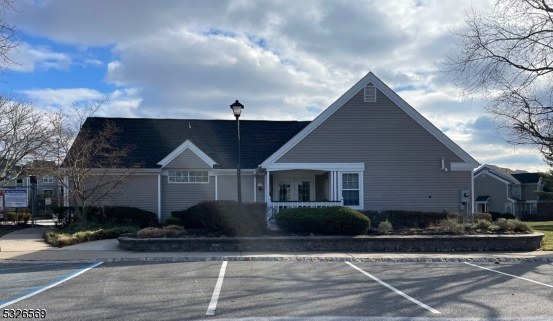 Readington Twp., New Jersey 08889, United States, 2 Bedrooms Bedrooms, ,2 BathroomsBathrooms,Residential,Pending,29579