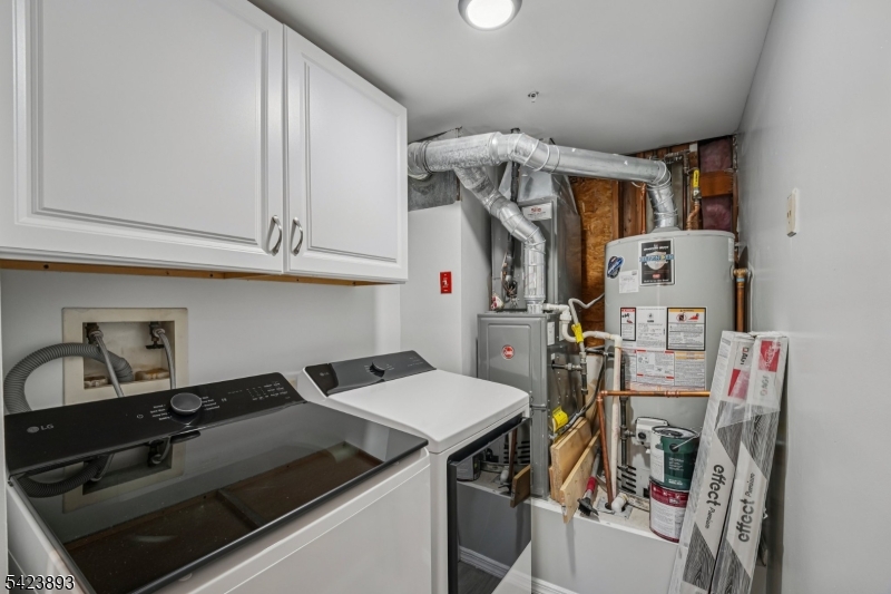 Crescent Court - Residential