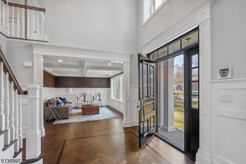 THE HILL - Residential