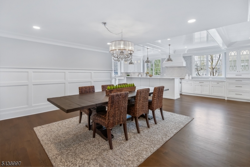 THE HILL - Residential