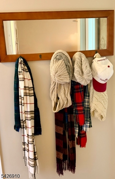 VERNON VALLEY LAKE - Residential