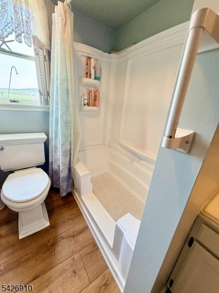 VERNON VALLEY LAKE - Residential