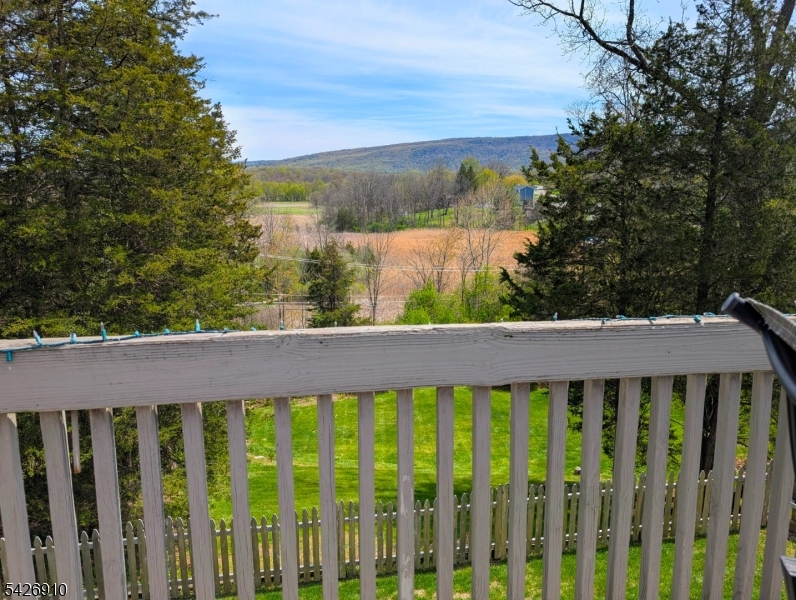 VERNON VALLEY LAKE - Residential