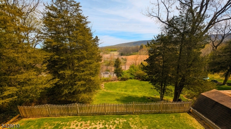 VERNON VALLEY LAKE - Residential