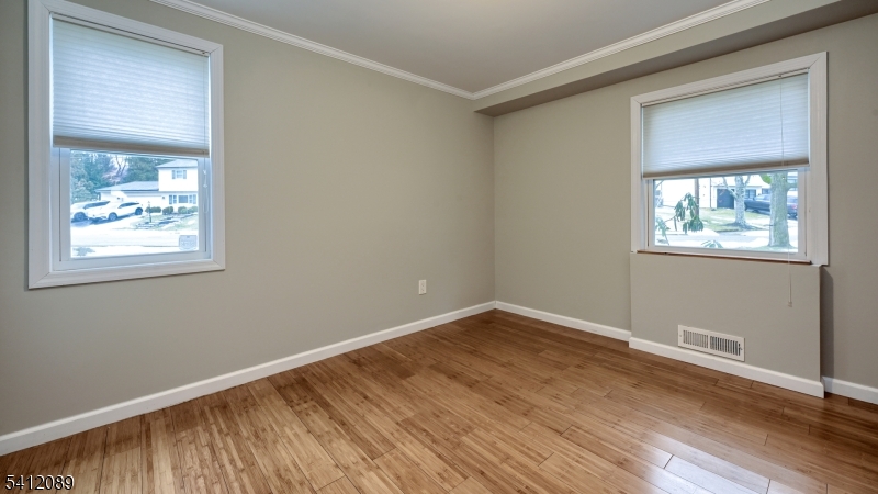 VALLEY - Residential