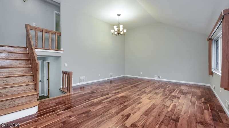 VALLEY - Residential