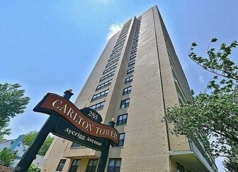 285 Aycrigg Ave 14F, Passaic City, NJ 07055 - #: 3955002