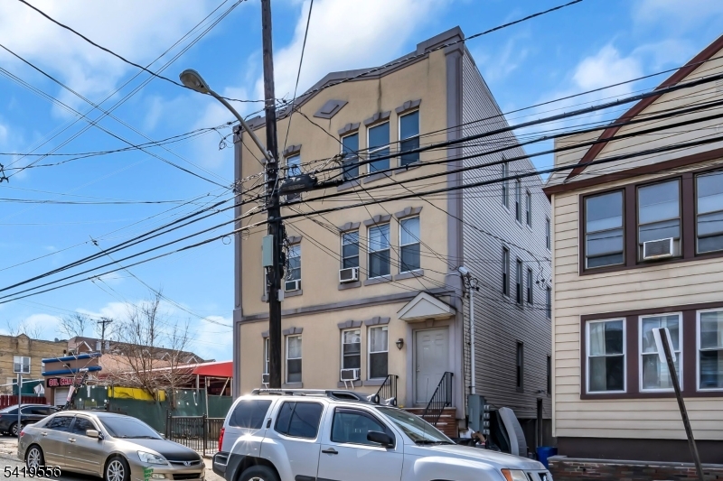 unknown - Residential