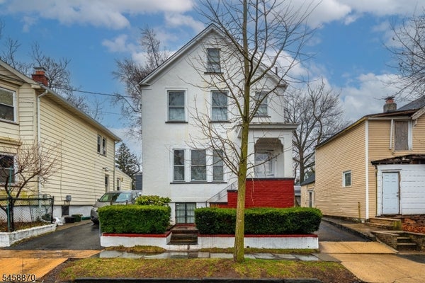 424 FRANKFORT ST, ORANGE, NJ 07050 - Image 793bb0ef94c2db64d02789e9fe1d84ef/1846321480