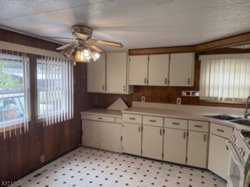 Hoffman Homes - Residential