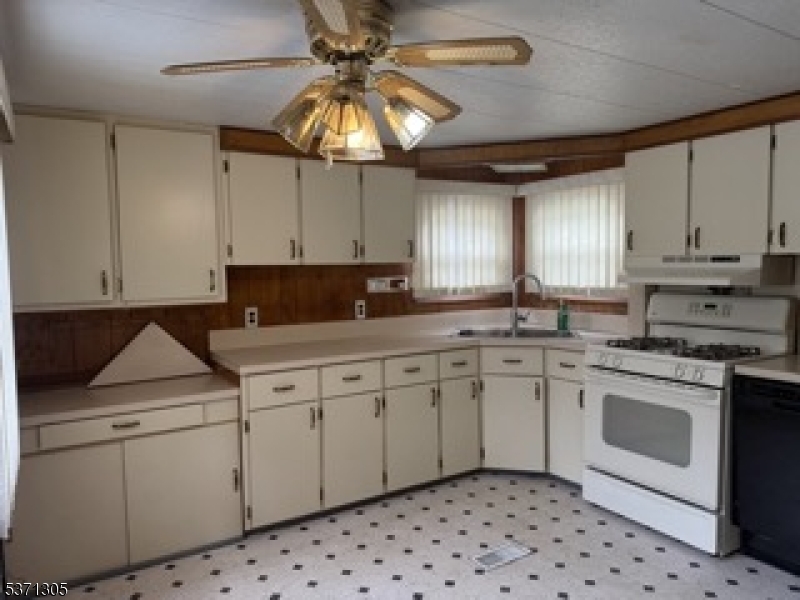 Hoffman Homes - Residential