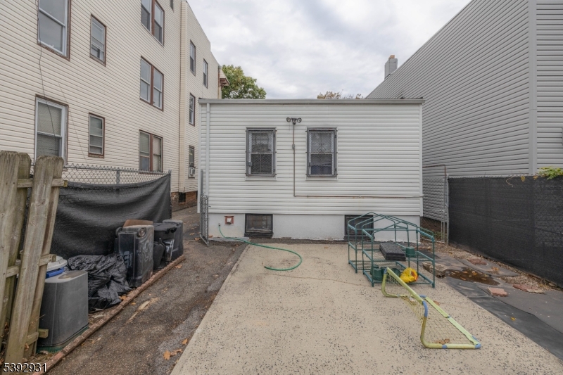 Irvington Park - Residential