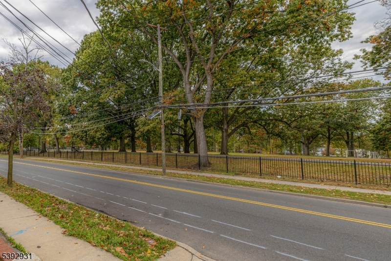 Irvington Park - Residential