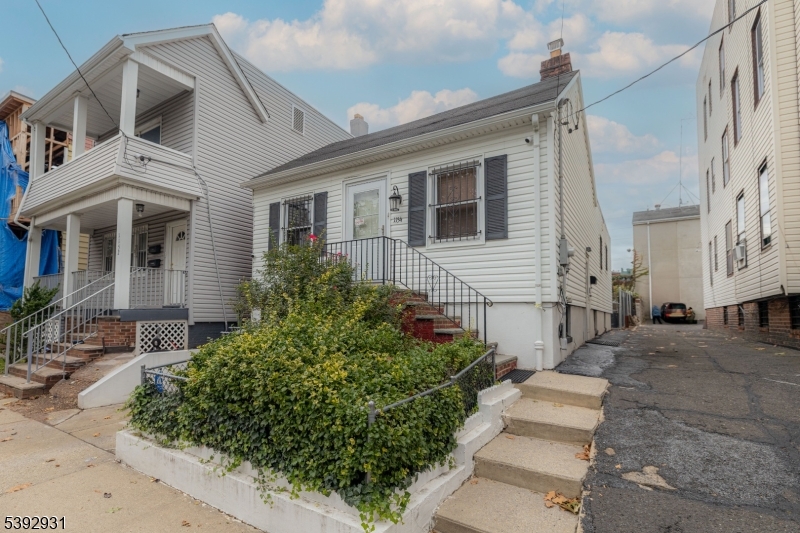 Irvington Park - Residential