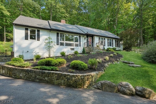 497 MINE BROOK RD, FAR HILLS, NJ 07931 - Image 796ae4e5bcfc8db901f5d98d5c0e1b1b/1477092674