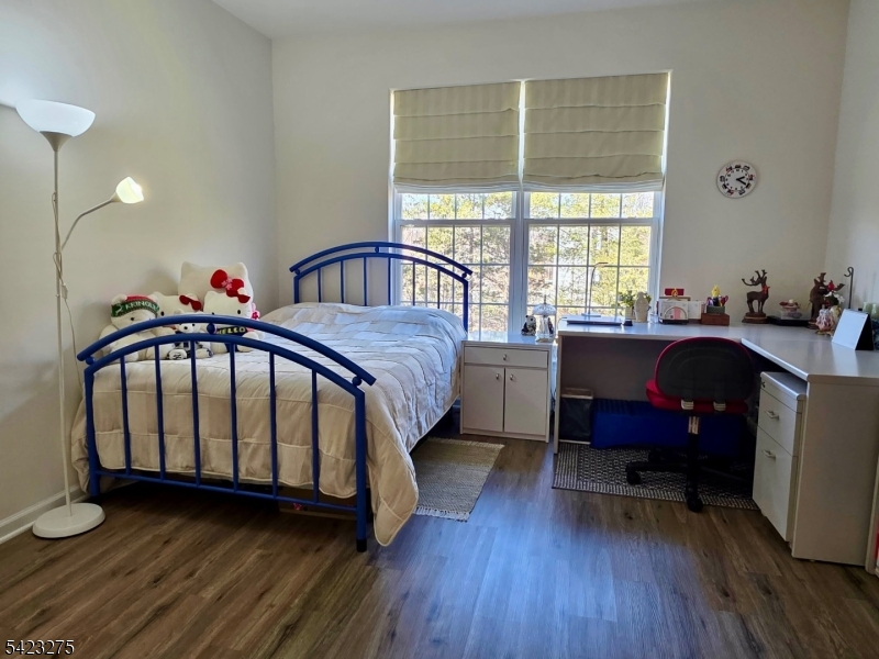 Renaissance at Raritan Val - Residential