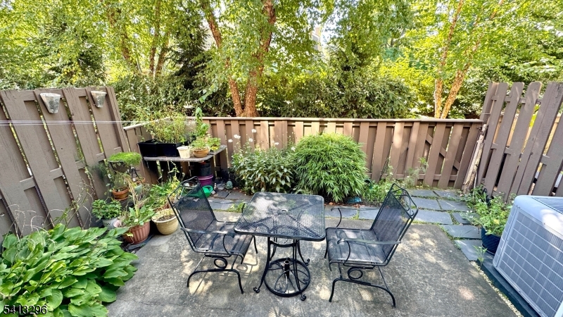 Madison Common - Residential