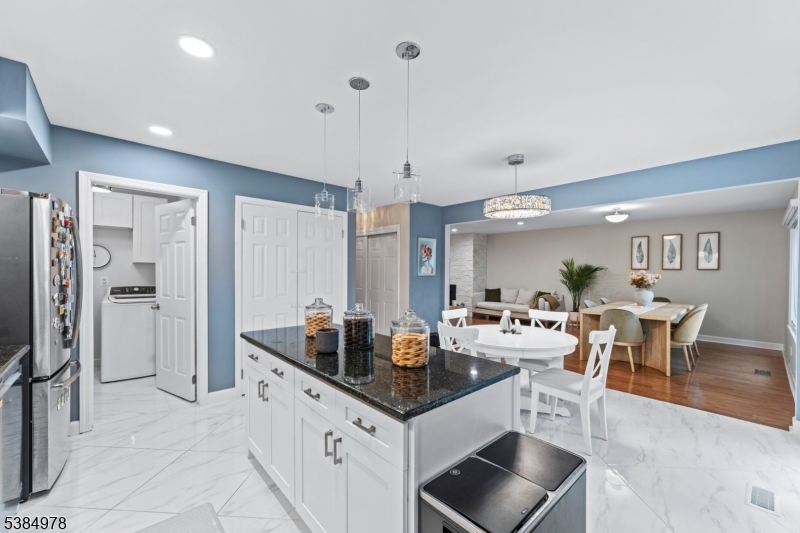 Mountain Ridge - Residential