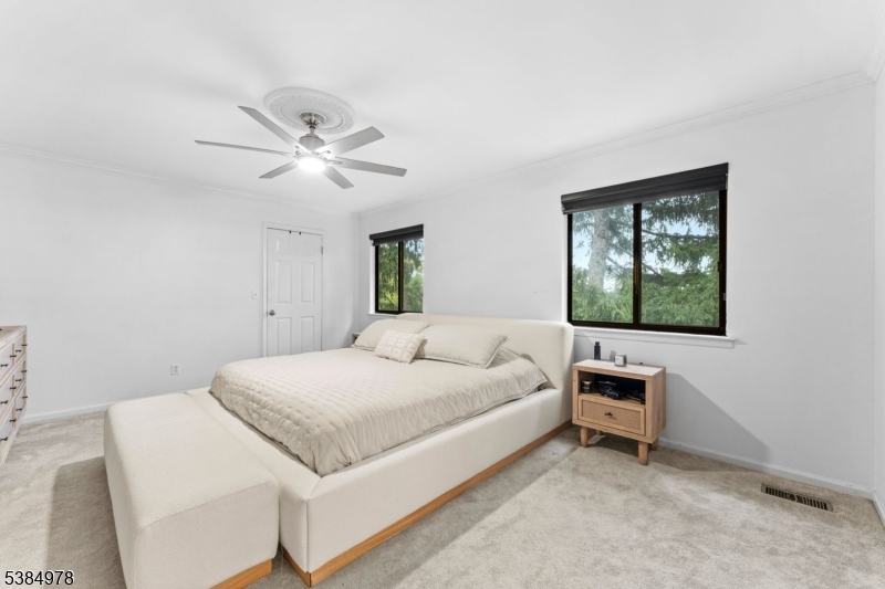 Mountain Ridge - Residential