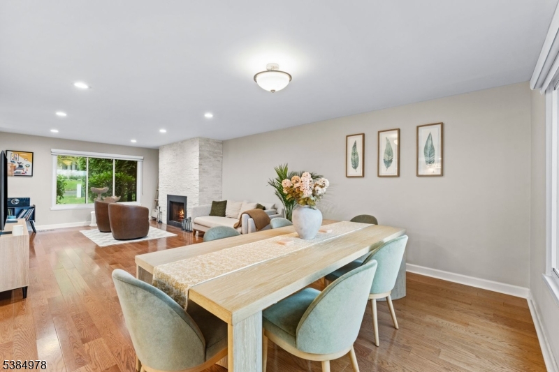 Mountain Ridge - Residential