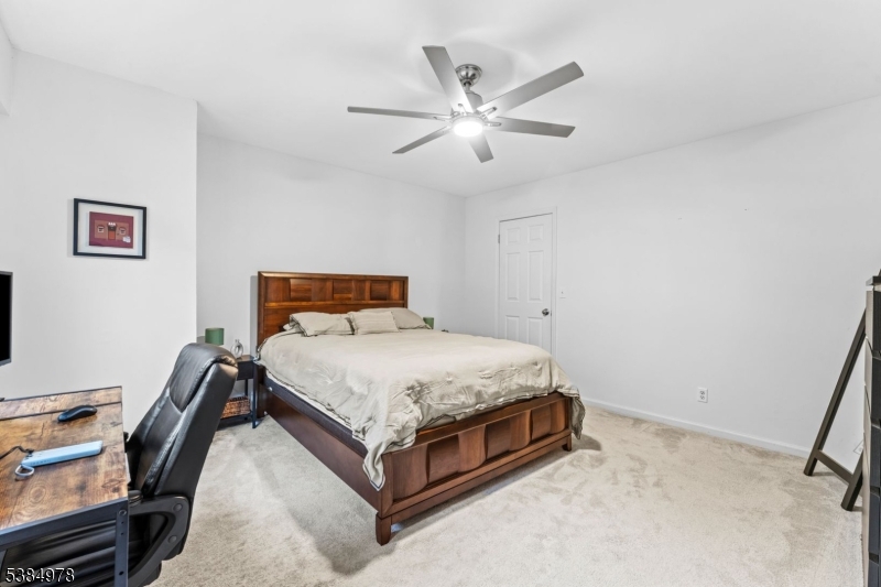 Mountain Ridge - Residential